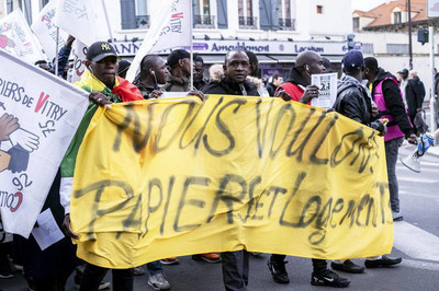Manifestation de sans-papiers en février. Photo Noémie Coissac. Hans Lucas